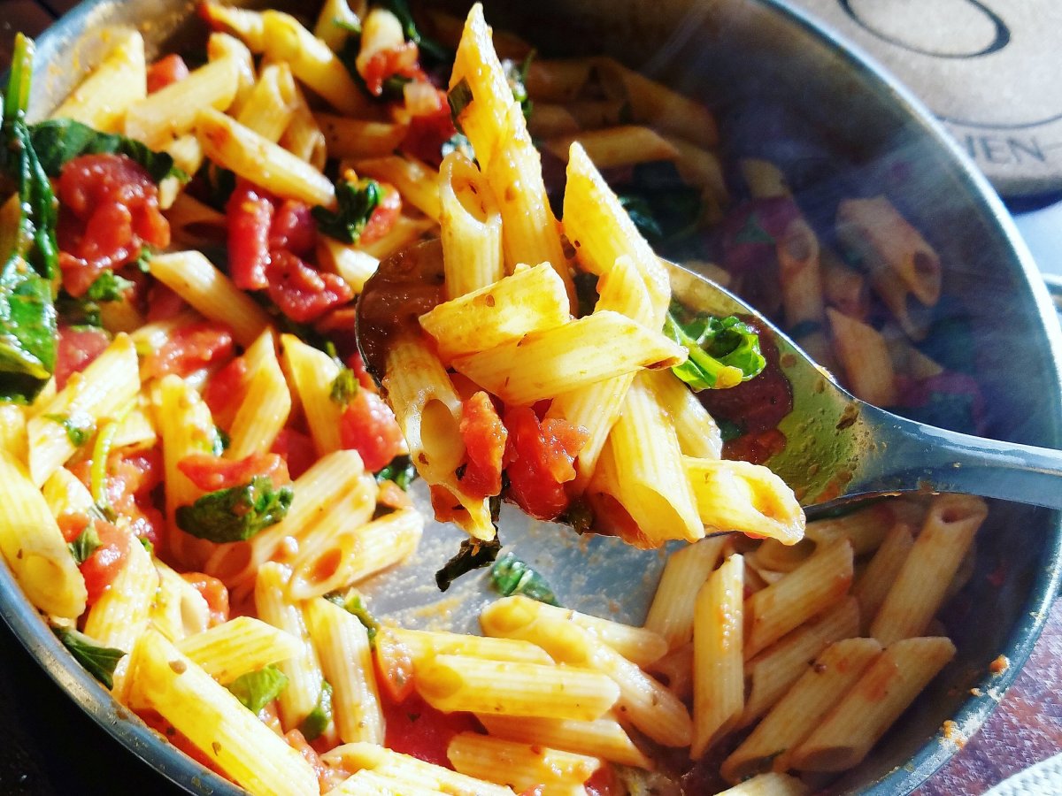 Quick Sauce Tomatoes Sauce with&nbsp;Pasta